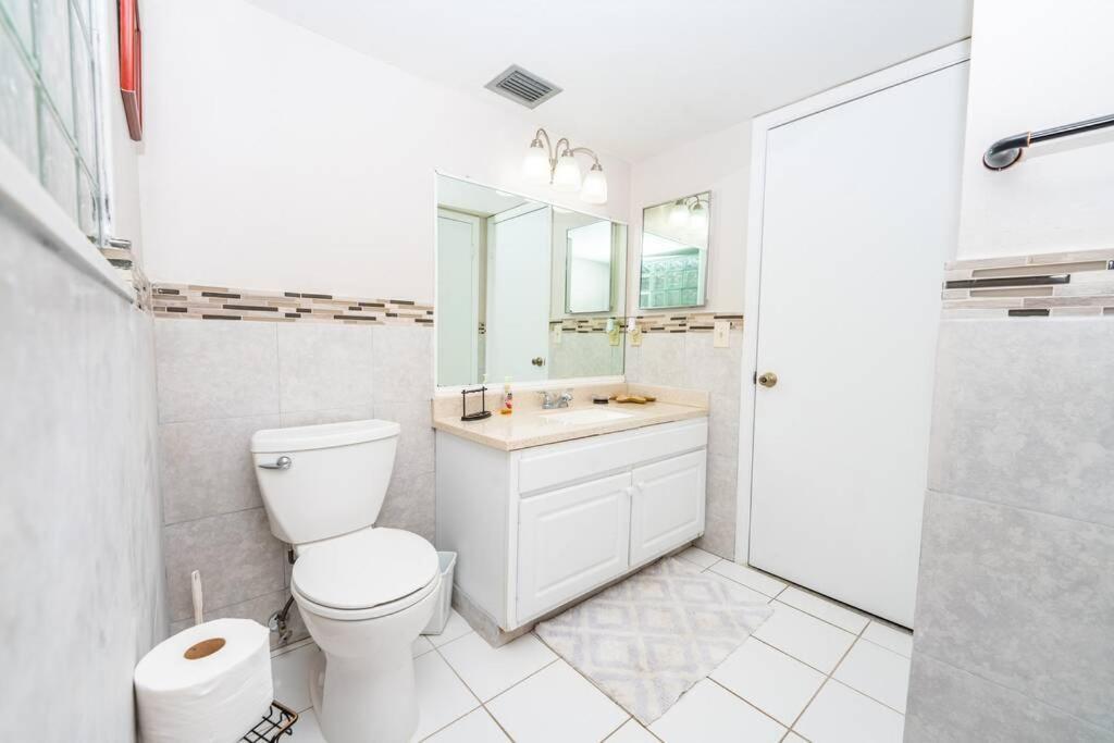 פלגלר ביץ' Lovely 2 Bedroom Beachfront Condo מראה חיצוני תמונה