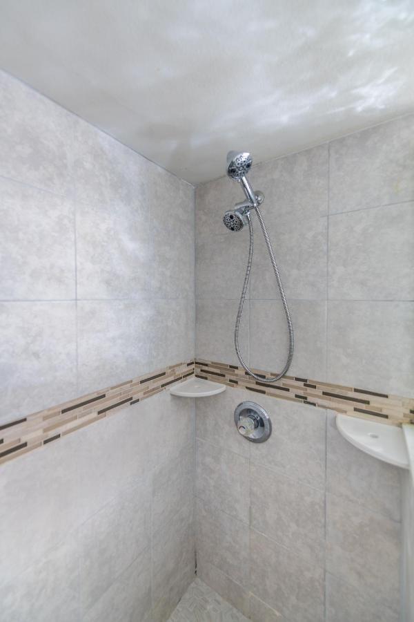 פלגלר ביץ' Lovely 2 Bedroom Beachfront Condo מראה חיצוני תמונה